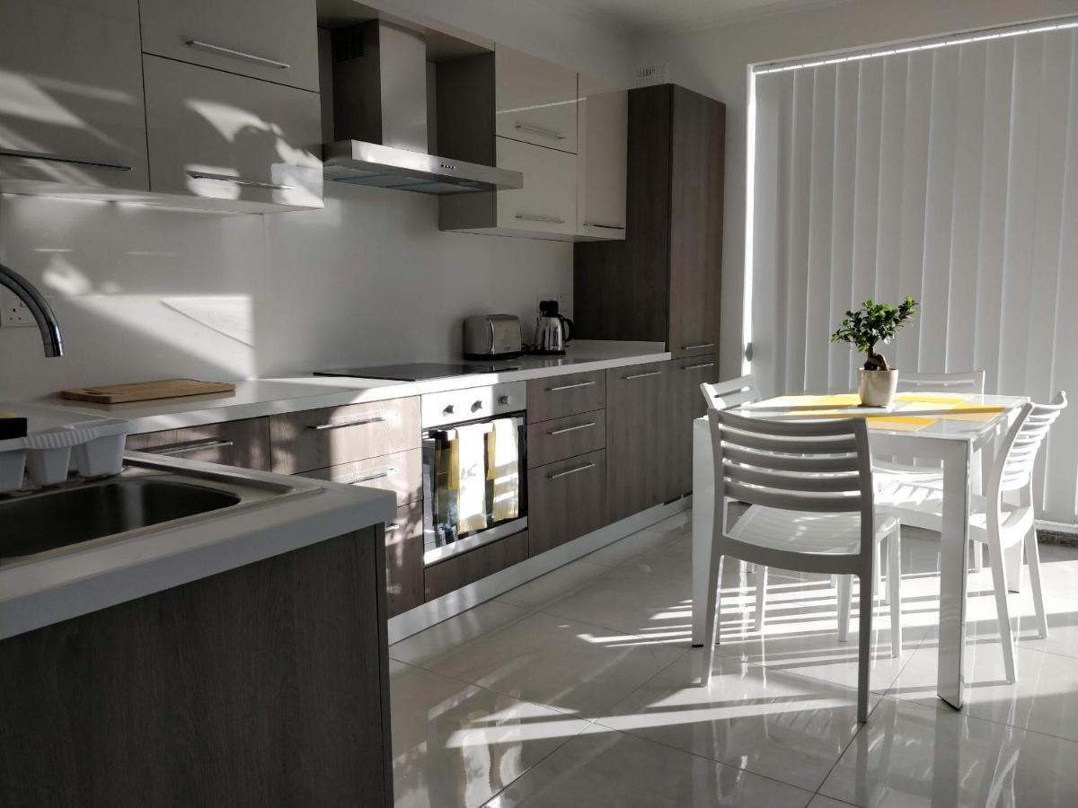 Sea View Penthouse With Large Terrace Irom1-1 Apartment Marsaskala Luaran gambar